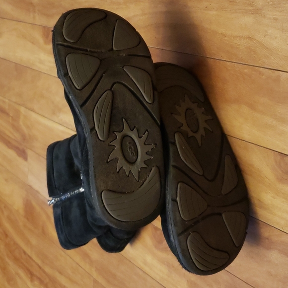 Ugg boots - Picture 7 of 8